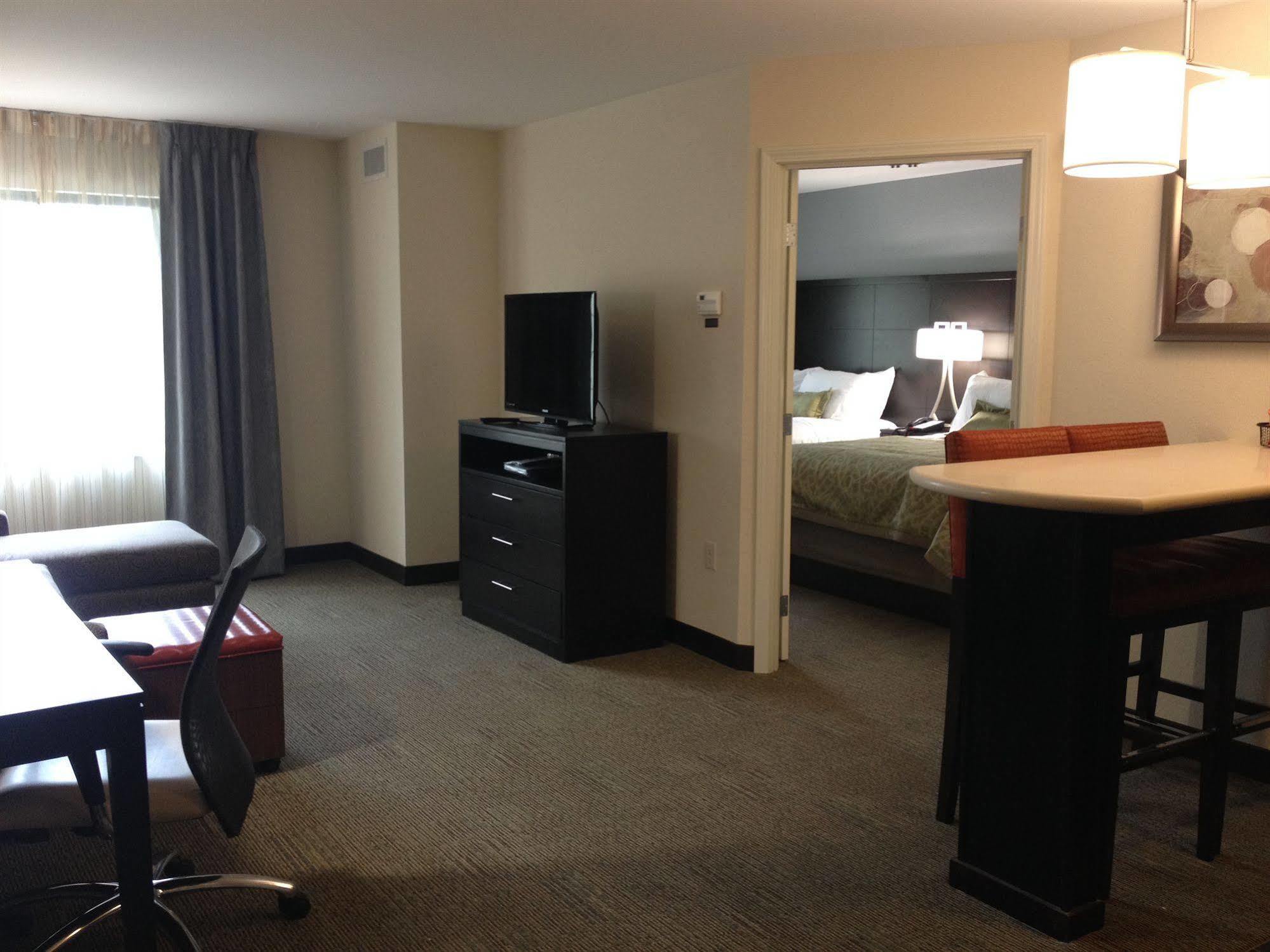 Staybridge Schererville, An Ihg 3*