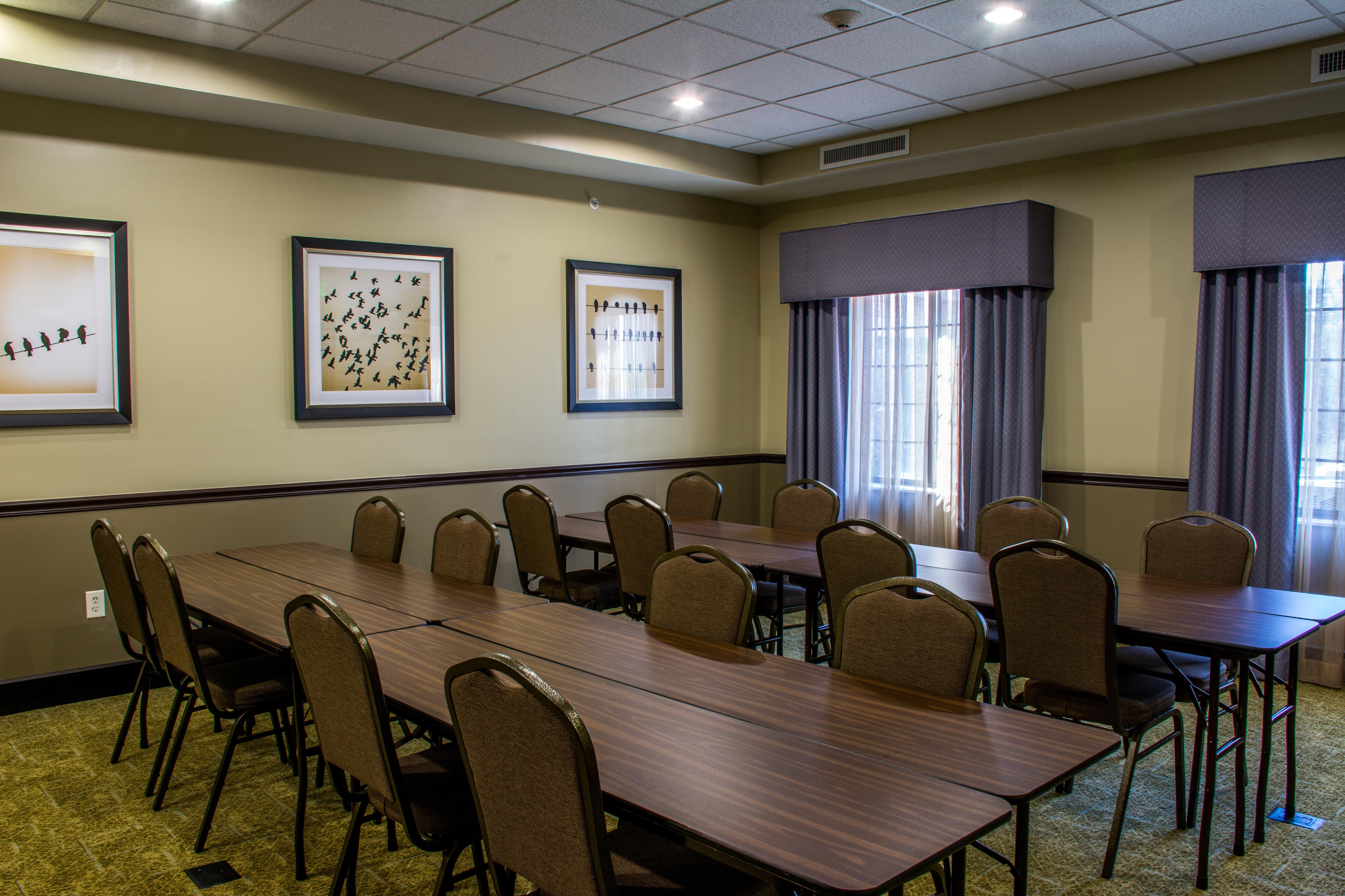 Staybridge By Ihg Hotel